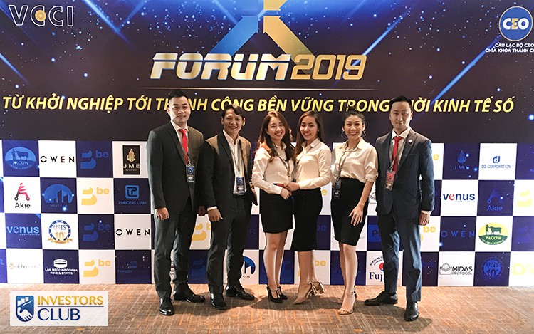 Đội ngũ USIS Group tại sự kiện CEO Forum 2019
